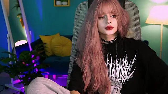 JadeCastle  online show from 18, 3, 2025