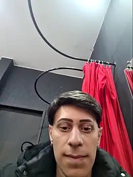 Snapshot of Leinad27 chatting on 18, 12, 2025 Leinad27 online show from 18, 12, 2025