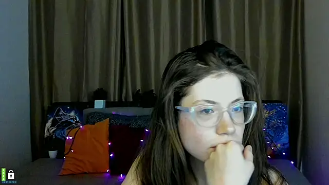 Alicia redfollow online show from 12, 2, 2025