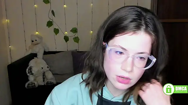 Alicia redfollow online show from 15, 2, 2025