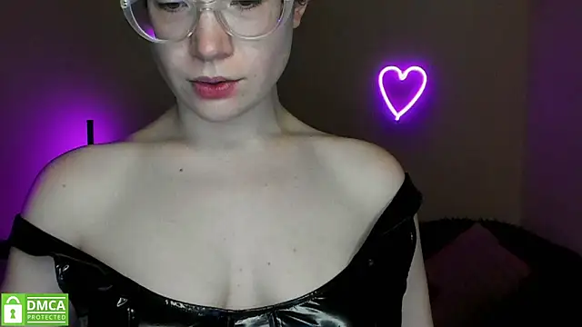 Alicia redfollow online show from 2, 3, 2025