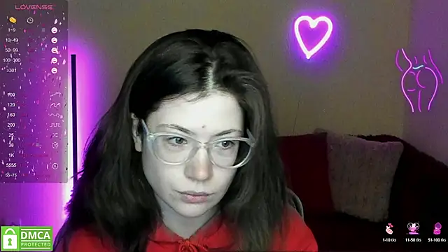 Alicia redfollow online show from 8, 3, 2025