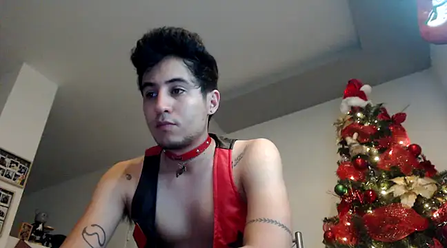 Snapshot of GamerQuinn chatting on 19, 12, 2024 GamerQuinn online show from 19, 12, 2024