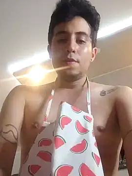 Snapshot of GamerQuinn chatting on 19, 12, 2024 GamerQuinn online show from 19, 12, 2024