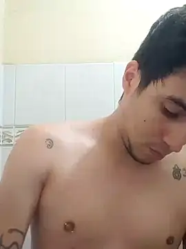 Snapshot of GamerQuinn chatting on 27, 12, 2024 GamerQuinn online show from 27, 12, 2024