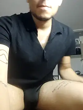 Snapshot of GamerQuinn chatting on 29, 12, 2024 GamerQuinn online show from 29, 12, 2024