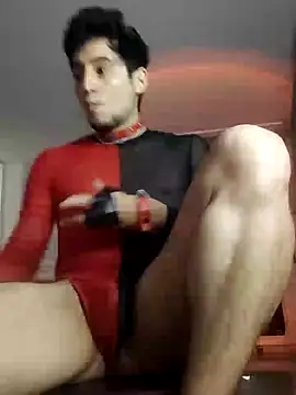 Snapshot of GamerQuinn chatting on 1, 1, 2025 GamerQuinn online show from 1, 1, 2025