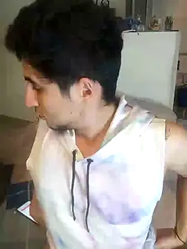 Snapshot of GamerQuinn chatting on 4, 1, 2025 GamerQuinn online show from 4, 1, 2025