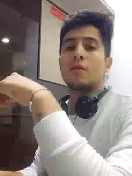 Snapshot of GamerQuinn chatting on 9, 2, 2025 GamerQuinn online show from 9, 2, 2025