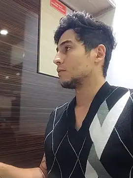 Snapshot of GamerQuinn chatting on 23, 2, 2025 GamerQuinn online show from 23, 2, 2025