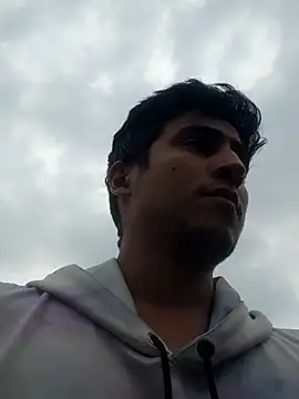 Snapshot of GamerQuinn chatting on 8, 3, 2025 GamerQuinn online show from 8, 3, 2025