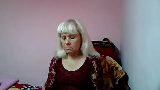 sakura blonde online show from 29, 11, 2025