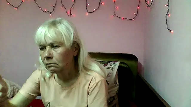 sakura blonde online show from 10, 3, 2026