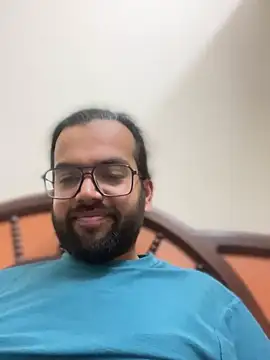 Arsh Loves Luv online show from 4, 1, 2025