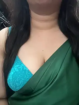 Snapshot of Akhi_Akshaya chatting on 18, 12, 2024 Akhi Akshaya online show from 18, 12, 2024