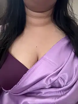 Snapshot of Akhi_Akshaya chatting on 19, 12, 2024 Akhi Akshaya online show from 19, 12, 2024