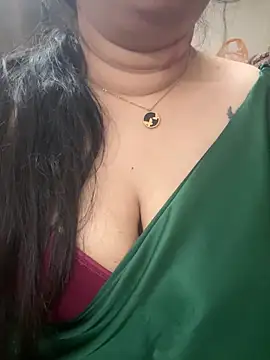 Snapshot of Akhi_Akshaya chatting on 23, 12, 2024 Akhi Akshaya online show from 23, 12, 2024