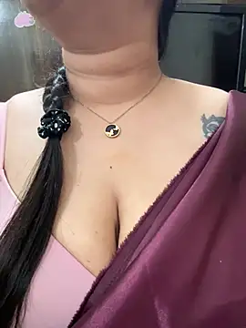 Snapshot of Akhi_Akshaya chatting on 25, 12, 2024 Akhi Akshaya online show from 25, 12, 2024