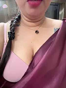 Snapshot of Akhi_Akshaya chatting on 25, 12, 2024 Akhi Akshaya online show from 25, 12, 2024