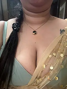 Snapshot of Akhi_Akshaya chatting on 27, 12, 2024 Akhi Akshaya online show from 27, 12, 2024