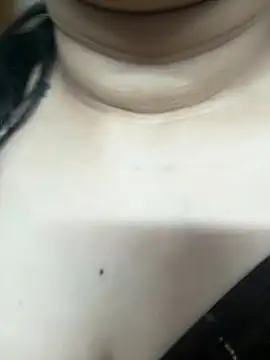 Snapshot of Akhi_Akshaya chatting on 3, 1, 2025 Akhi Akshaya online show from 3, 1, 2025