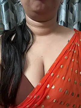 Snapshot of Akhi_Akshaya chatting on 6, 1, 2025 Akhi Akshaya online show from 6, 1, 2025