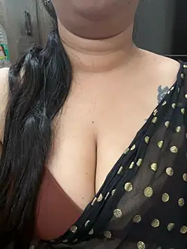 Snapshot of Akhi_Akshaya chatting on 7, 1, 2025 Akhi Akshaya online show from 7, 1, 2025