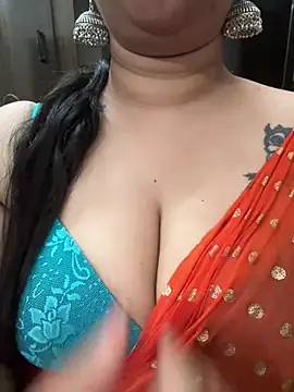 Snapshot of Akhi_Akshaya chatting on 8, 1, 2025 Akhi Akshaya online show from 8, 1, 2025