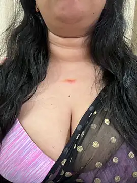 Snapshot of Akhi_Akshaya chatting on 25, 1, 2025 Akhi Akshaya online show from 25, 1, 2025