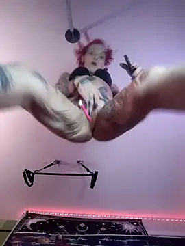 MommyMisfit online show from 14, 1, 2026