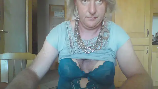sexynadinets89 online show from 24, 6, 2026