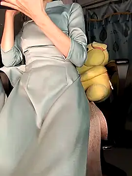 Lucy limon online show from 19, 12, 2025