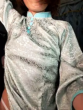 Lucy limon online show from 14, 1, 2026