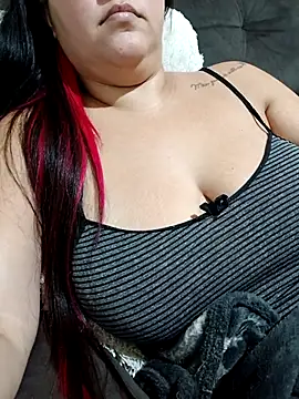 Snapshot of Paolaa_hoot chatting on 16, 5, 2026 Paolaa hoot online show from 16, 5, 2026