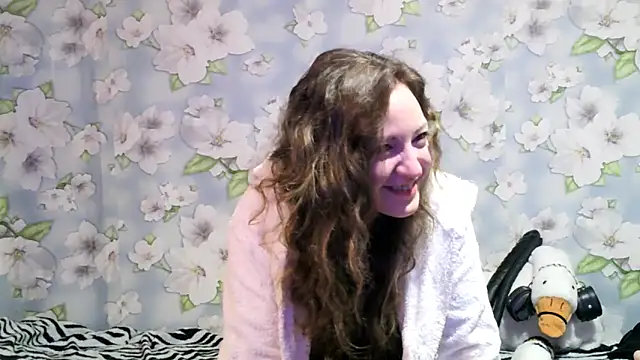 KattyLuuu online show from 6, 2, 2025