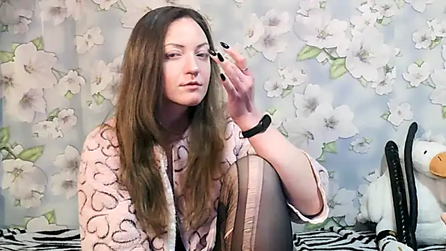 KattyLuuu online show from 14, 2, 2025