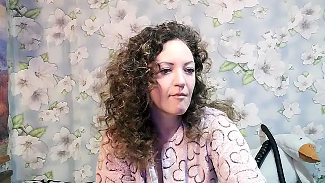 KattyLuuu online show from 15, 2, 2025