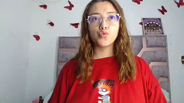 Snapshot of Anny_Fox- chatting on 24, 10, 2025 Anny Fox- online show from 24, 10, 2025