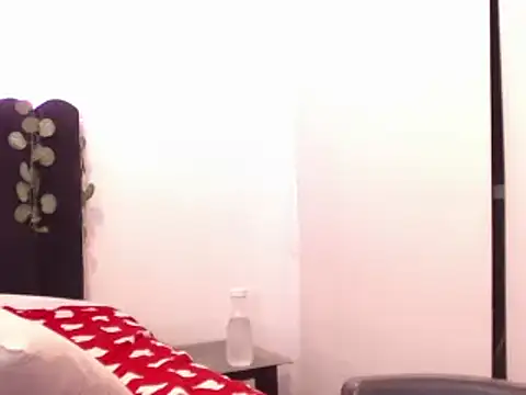 AmyBriiggs online show from 11, 9, 2025