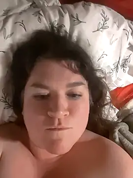 JuicyFuckinPussy online show from 23, 1, 2025