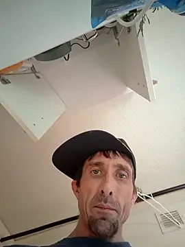 JuicyFuckinPussy online show from 10, 3, 2026