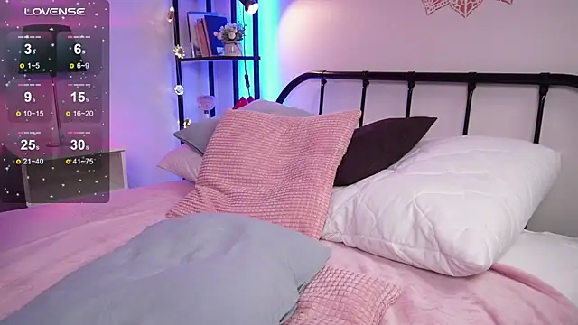 Snapshot of Lissa_Meow_ chatting on 7, 3, 2025 Lissa Meow online show from 7, 3, 2025