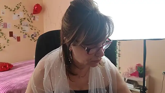 Snapshot of Miss_Moren chatting on 16, 3, 2026 Miss Moren online show from 16, 3, 2026