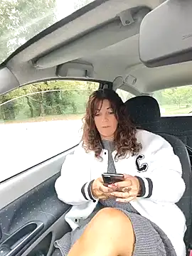 sansan2411 online show from 29, 9, 2025