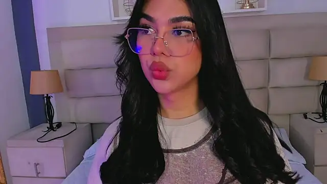 RoseCassie online show from 17, 9, 2025