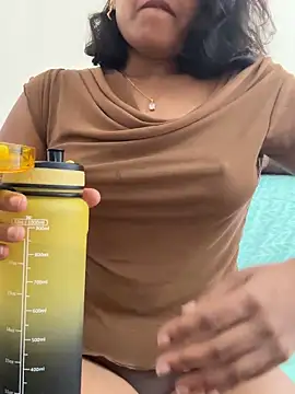 priyadevi17 online show from 25, 9, 2025