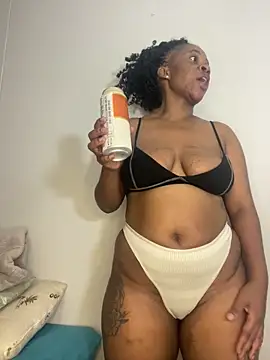 Snapshot of beverlyxxxx chatting on 22, 3, 2025 beverlyxxxx online show from 22, 3, 2025