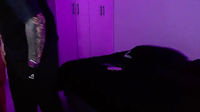 miia-liiam online show from 1, 4, 2026