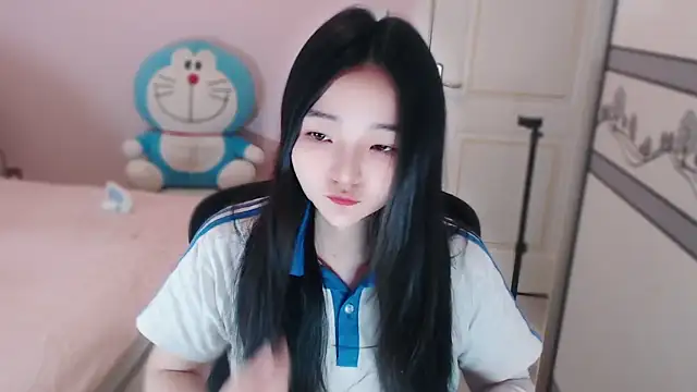 xiao-xiao-D online show from 2, 12, 2025