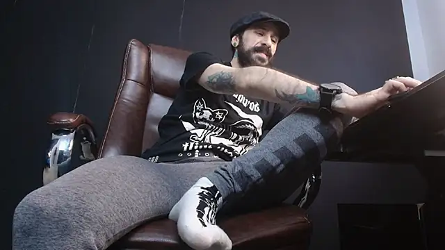 AxelColton online show from 2, 3, 2025